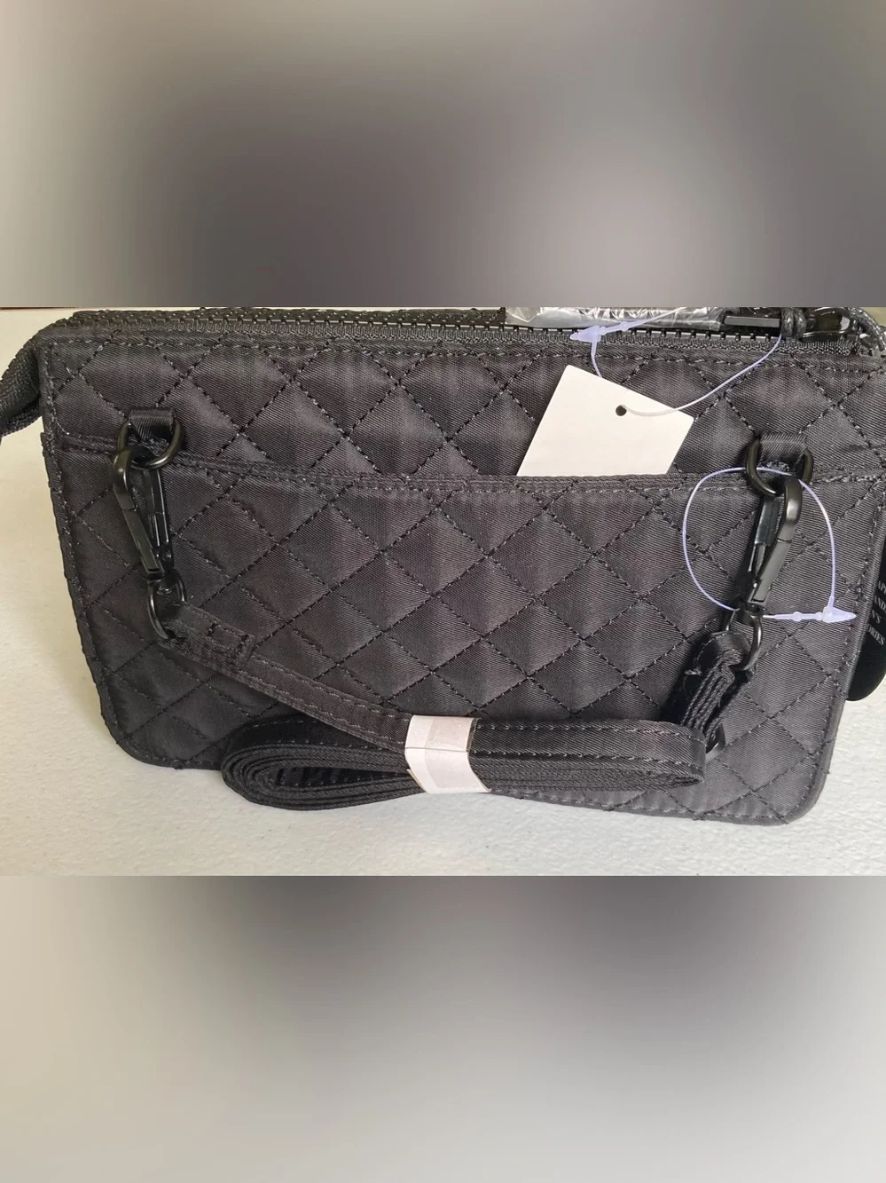NWT SAMANTHA BROWN Quilted Crossbody Travel Bag Organizer Black